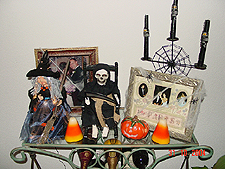 Wine rack decorated for Halloween