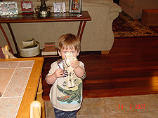 Hunter with his skeleton.